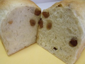H26.12.5 酒種ぶどうミニ食パン 3